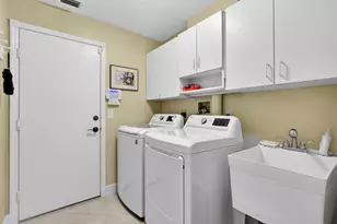 15822 Cypress Park Dr, Wellington, FL 33414 - Photo 31