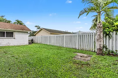 4560 NW 113th Terrace, Sunrise, FL 33323 - Photo 41
