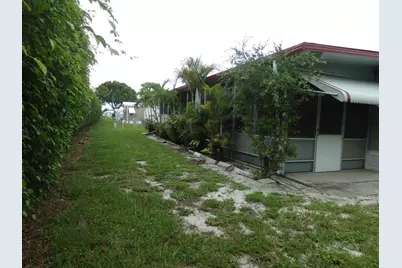 57006 Antilles, Boynton Beach, FL 33436 - Photo 25