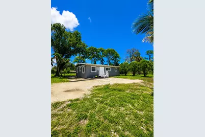 468 N 53rd Dr Drive N, West Palm Beach, FL 33415 - Photo 1