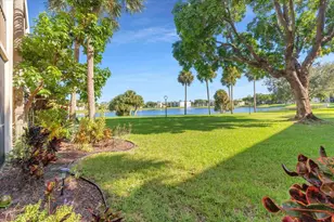 5190 Las Verdes Cir, Delray Beach, FL 33484 - Photo 37