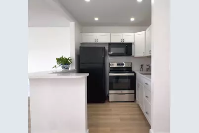 150 Windsor, West Palm Beach, FL 33417 - Photo 3