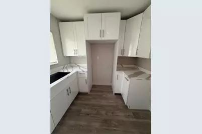 1437 NW 10th Place, Fort Lauderdale, FL 33311 - Photo 7