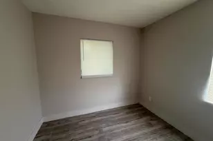 1437 NW 10th Pl, Fort Lauderdale, FL 33311 - Photo 13
