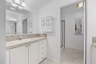 8008 Long Dr, Port Saint Lucie, FL 34952 - Photo 17