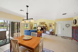 22 Lexington Ln W, Palm Beach Gardens, FL 33418 - Photo 7