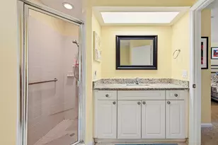 22 Lexington Ln W, Palm Beach Gardens, FL 33418 - Photo 19