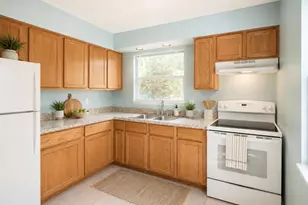 8537 40th Ter N, Palm Beach Gardens, FL 33410 - Photo 3