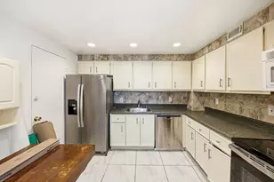401 Golden Isles Dr, Hallandale Beach, FL 33009 - Photo 13