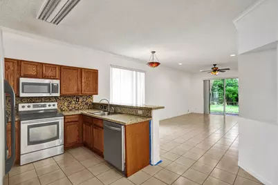 3717 Pebblebrook Manor, Coconut Creek, FL 33073 - Photo 11