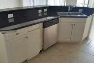 8207 NW 128th Ln, Parkland, FL 33076 - Photo 7