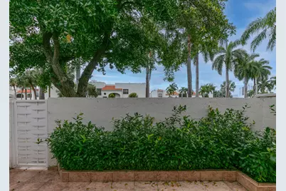 3530 Magellan Circle #613, Aventura, FL 33180 - Photo 31