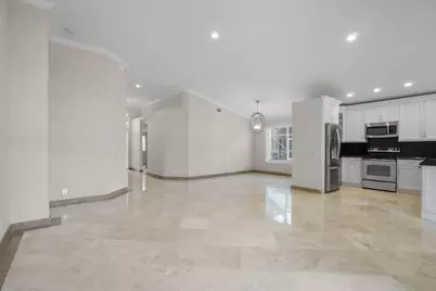 660 NW 45th Avenue, Deerfield Beach, FL 33442 - Photo 13