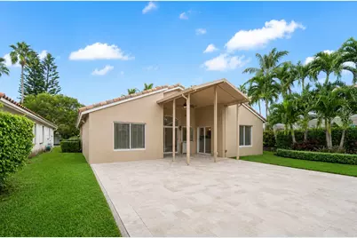 660 NW 45th Avenue, Deerfield Beach, FL 33442 - Photo 39