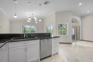 660 NW 45th Ave, Deerfield Beach, FL 33442 - Photo 17