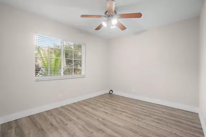 660 NW 45th Avenue, Deerfield Beach, FL 33442 - Photo 27