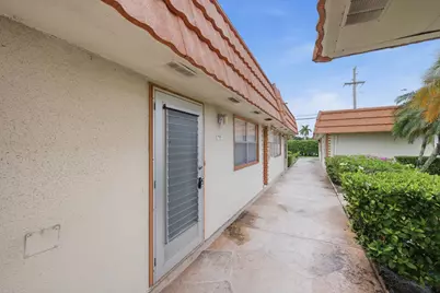 28 Seville 'b', Delray Beach, FL 33446 - Photo 11