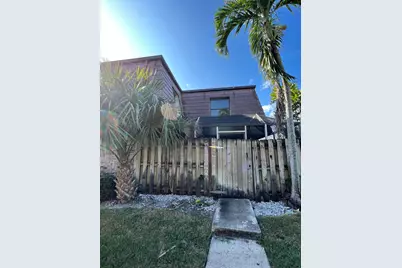 7482 E Courtyard Run E #E, Boca Raton, FL 33433 - Photo 1