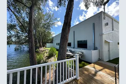 425 NW 10th Terrace, Hallandale Beach, FL  - Photo 31