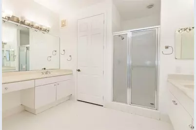 2692 Center Ct Drive #2-32, Weston, FL 33332 - Photo 13