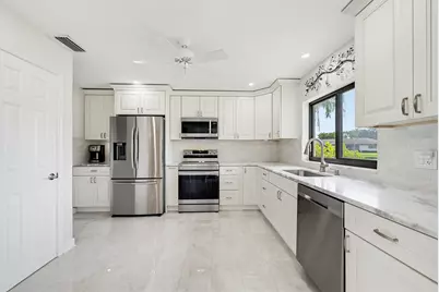 4854 Equestrian Circle #Apt B, Boynton Beach, FL 33436 - Photo 15
