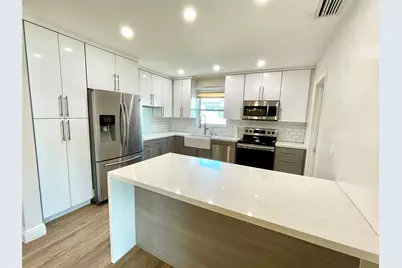 2090 NW 84th Terrace, Pembroke Pines, FL 33024 - Photo 7