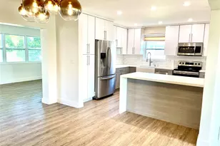 2090 NW 84th Terrace, Pembroke Pines, FL 33024 - Photo 3
