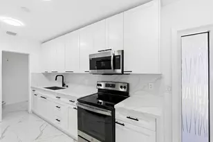 6444 Oak St, Hollywood, FL 33024 - Photo 7
