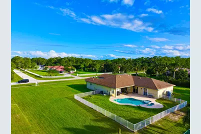 6613 Hall Boulevard, The Acreage, FL 33470 - Photo 3