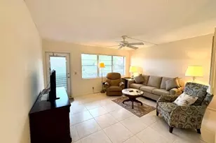 116 Windsor F, West Palm Beach, FL 33417 - Photo 5