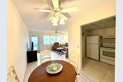 116 Windsor F, West Palm Beach, FL 33417 - Photo 9