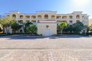 23 Harbour Isle Dr W, Fort Pierce, FL 34949 - Photo 45