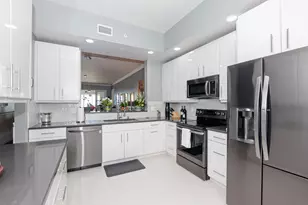 23 Harbour Isle Dr W, Fort Pierce, FL 34949 - Photo 5