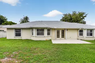 1163 Essex Dr, Wellington, FL 33414 - Photo 39
