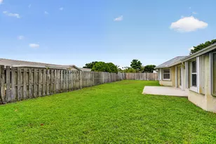 1163 Essex Dr, Wellington, FL 33414 - Photo 37
