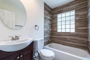 4147 Meade Way, West Palm Beach, FL 33409 - Photo 3