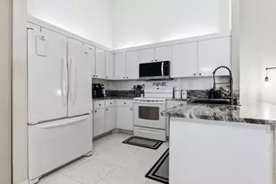 4353 Woodstock Dr, West Palm Beach, FL 33409 - Photo 3
