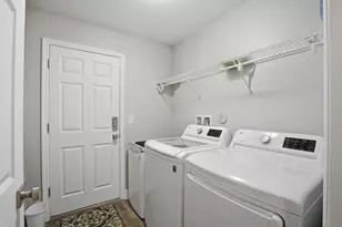 5655 NW Pine Trail Cir, Port Saint Lucie, FL 34983 - Photo 11