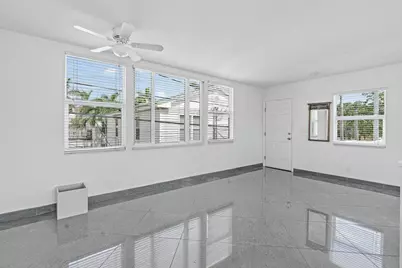 3709 S Olive Avenue #301 Central Dr, West Palm Beach, FL 33405 - Photo 13
