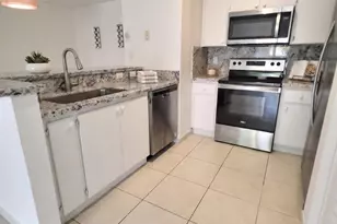 7240 NW 114th Ave, Doral, FL 33178 - Photo 5