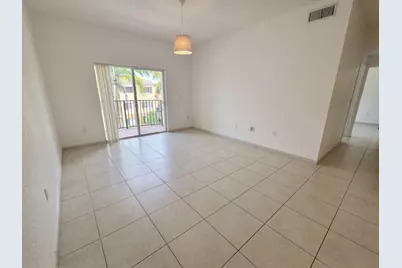 7240 NW 114th Avenue #304, Doral, FL 33178 - Photo 3