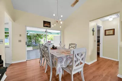 2265 SE Carnation Avenue, Port Saint Lucie, FL 34952 - Photo 5