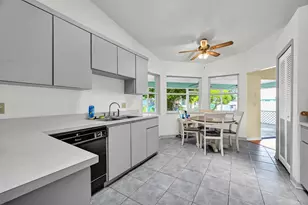 2265 SE Carnation Ave, Port Saint Lucie, FL 34952 - Photo 9