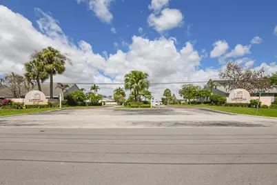2640 SE Tropical East Circle, Port Saint Lucie, FL 34952 - Photo 41