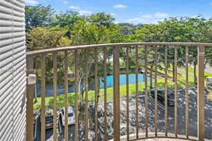 2701 Riverside Dr, Coral Springs, FL 33065 - Photo 5