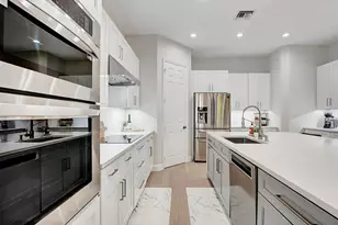 10641 Willow Oak Ct, Wellington, FL 33414 - Photo 13