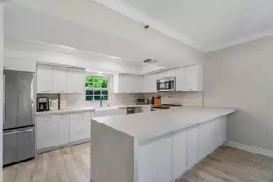 950 De Soto Rd, Boca Raton, FL 33432 - Photo 13