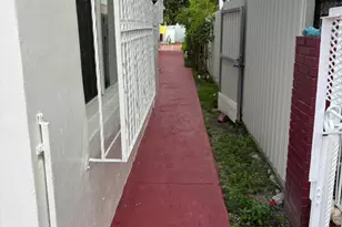 2828 SW 2nd St, Miami, FL 33135 - Photo 5