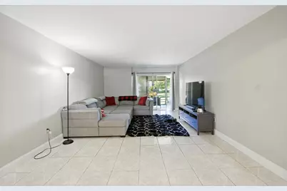 23380 Carolwood Lane #202, Boca Raton, FL 33428 - Photo 7