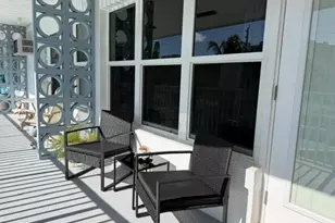 1110 N Riverside Dr, Pompano Beach, FL 33062 - Photo 3